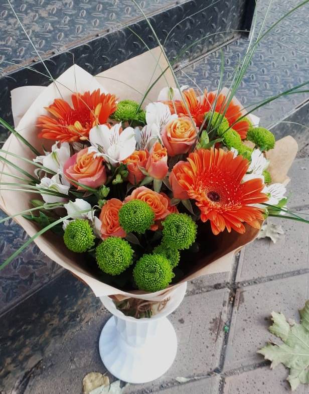 Букет цветов из: Герберы, Хризантемы, Альстромерии и Розы в Заворонежском