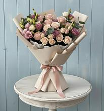 Букет цветов из:  Розы и Лизиантусы в Заворонежском