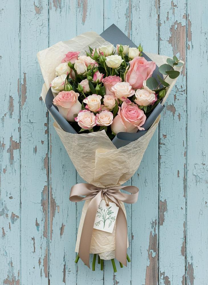 Букет цветов из: Розы в Заворонежском