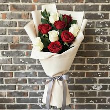 Букет цветов из:  Розы в Заворонежском