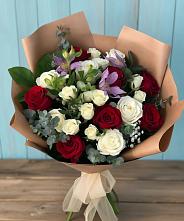 Букет цветов из:  Розы и Альстромерии #REPLACE_PRED# Заворонежском