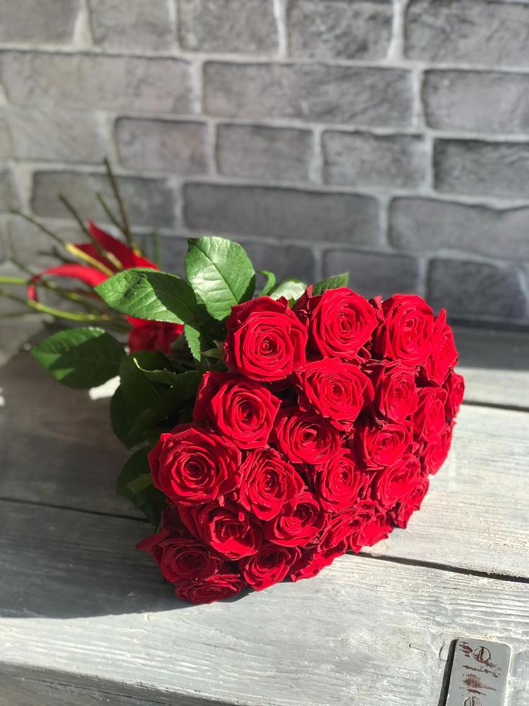 Букет Красные розы Фридом в Заворонежском