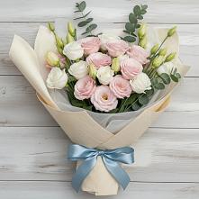 Букет цветов из:  Лизиантусы в Заворонежском