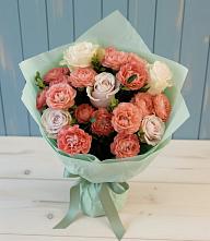 Букет цветов из:  Розы в Заворонежском