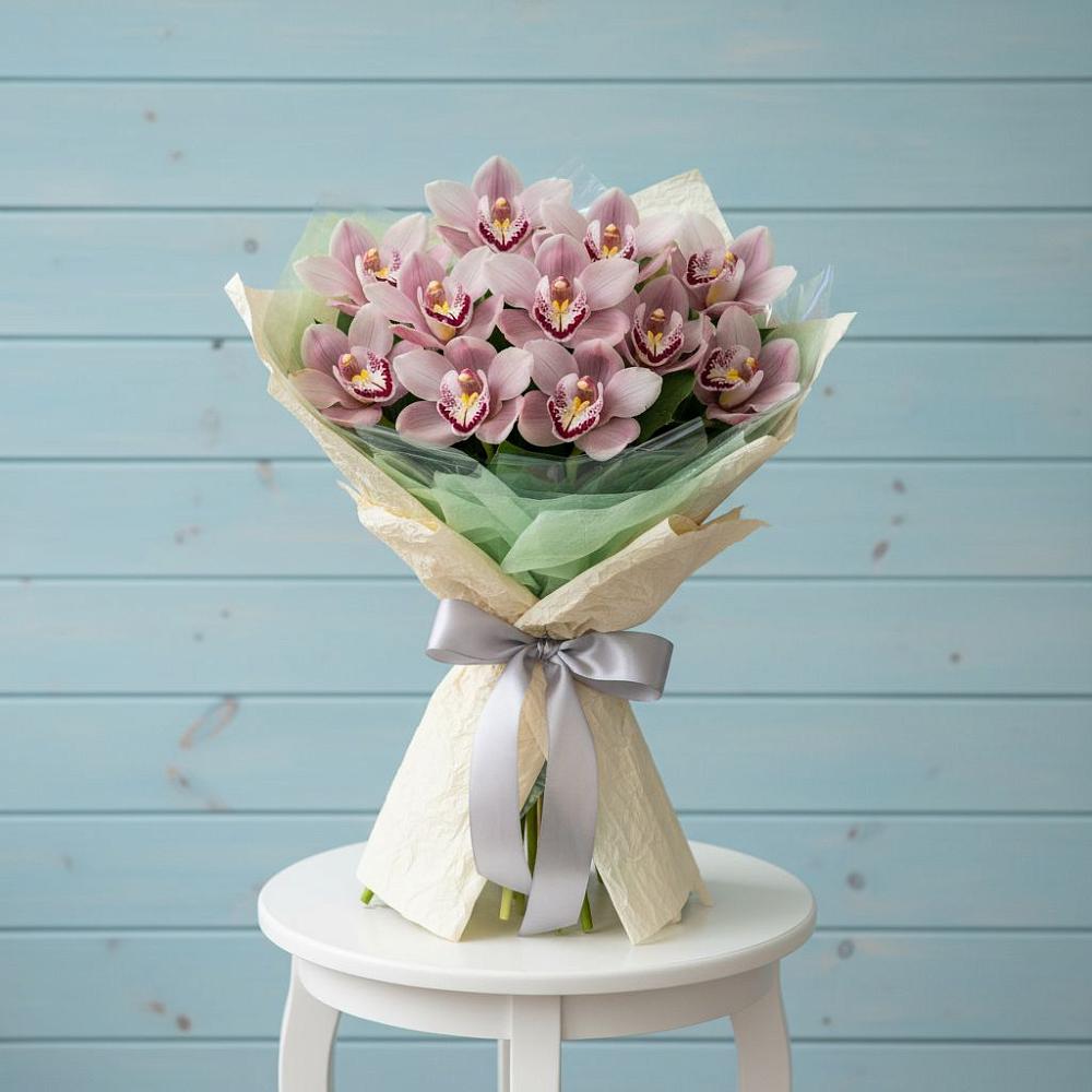 Букет цветов из: Орхидеи и Розы в Заворонежском