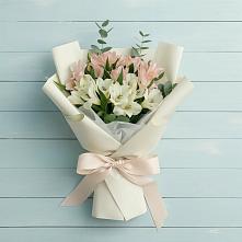 Букет цветов из:  Альстромерии в Заворонежском