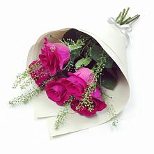 Букет цветов из:  Розы в Заворонежском