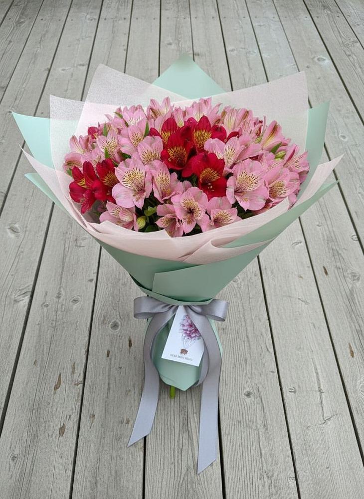 Букет цветов из: Альстромерии в Заворонежском