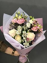 Букет цветов из:  Альстромерии, Розы и Лизиантусы #REPLACE_PRED# Заворонежском