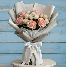 Букет цветов из:  Розы в Заворонежском
