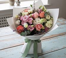 Букет цветов из:  Розы, Лизиантусы и Гвоздики в Заворонежском