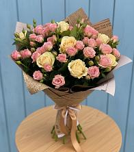 Букет цветов из:  Розы в Заворонежском