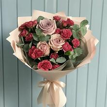 Букет цветов из:  Гвоздики и Розы в Заворонежском