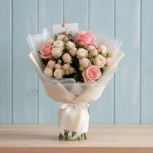 Букет цветов из:  Розы #REPLACE_PRED# Заворонежском
